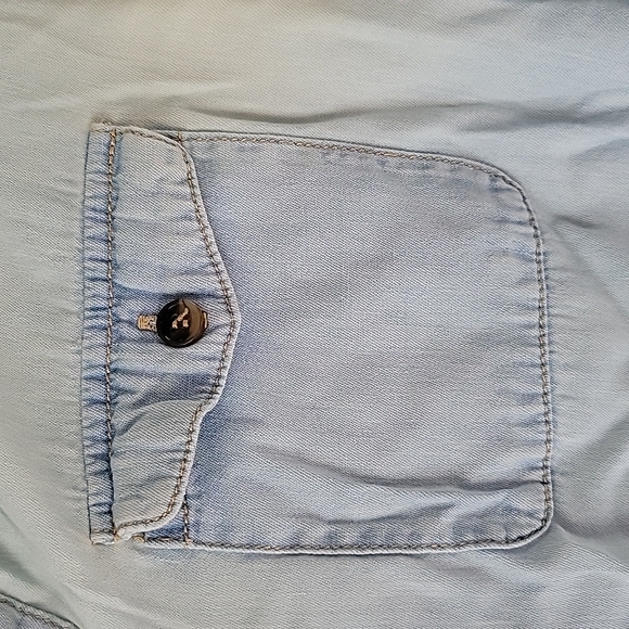 Foreign Exchange classic chambray button-down shirt size S - Picture 4 of 4